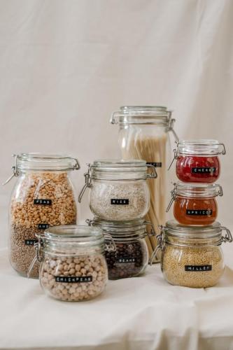 glass-jars-with-food-3737648